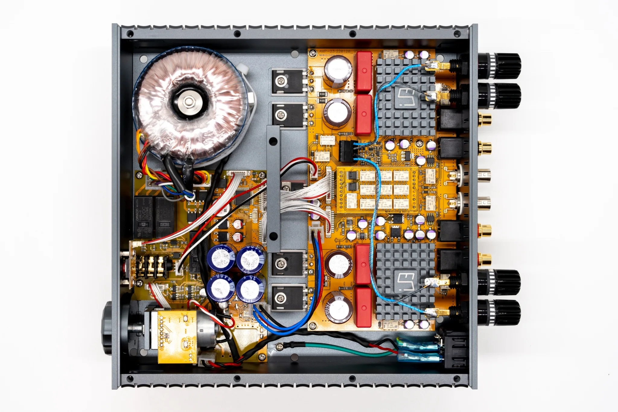 [Image: AMP-23R_Tech-2048x1366.jpg.webp]